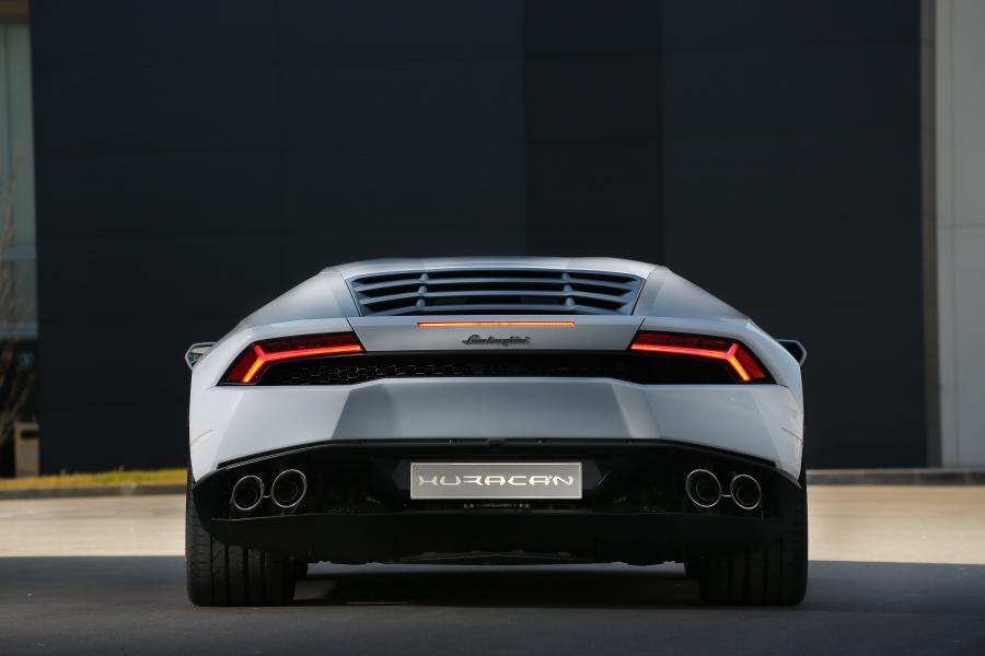  Lamborghini Huracan LP610-4 2014 года  (WW) (фото 26 из 153)